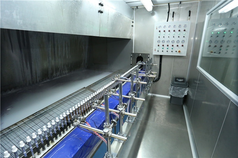 The latest spraying of non-stick Smart Painting Line , advanced technology production line, fully automatic